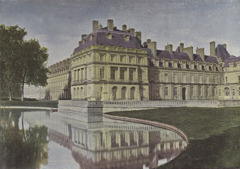 Fontainebleau, Cour de la Fontaine (foto colorida) de (after) French Photographer