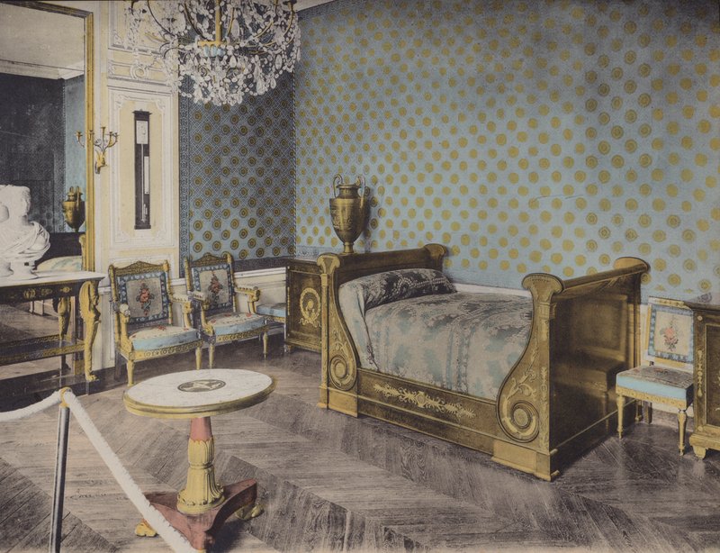 Grand Trianon, Chambre de Napoleon I, Great Trianon, Napoleon I Bedroom (foto colorida) de (after) French Photographer