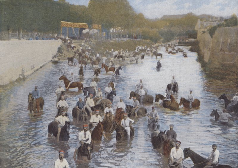 La Baignade (foto colorida) de (after) French Photographer