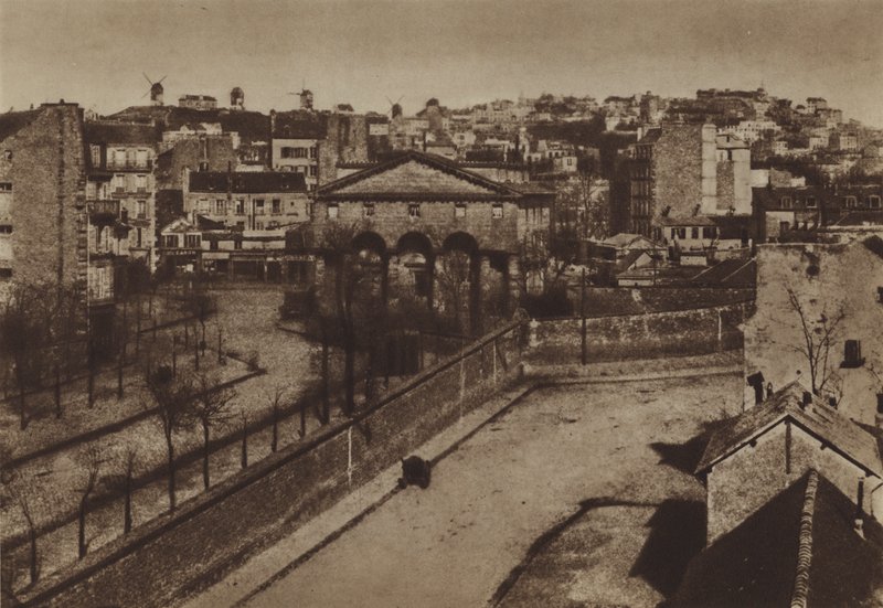 A barreira Clichy (foto a p/b) de (after) French Photographer
