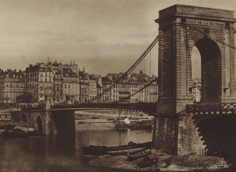 A Ponte Louis-Philippe, Ponte da Reforma durante a Revolução de 1848 (foto a p/b) de (after) French Photographer