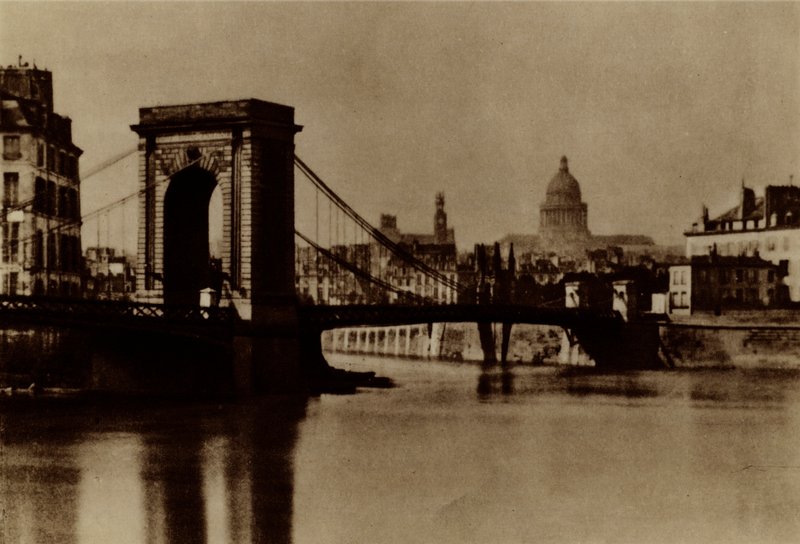 A ponte Louis-Philippe em direção à margem esquerda (foto a p/b) de (after) French Photographer