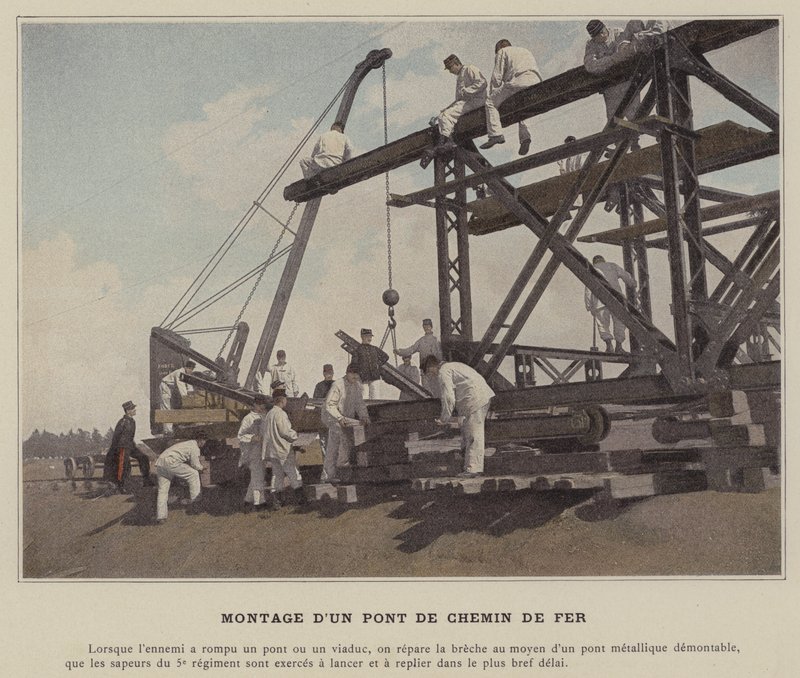 Montagem de uma ponte ferroviária (foto colorida) de (after) French Photographer