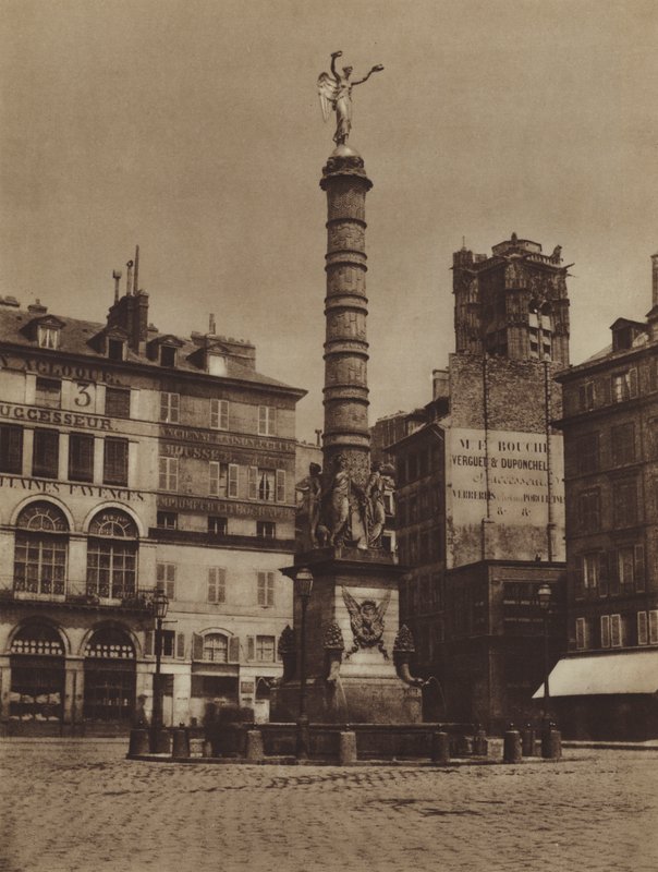 Place du Chatelet, a fonte está no seu lugar original (foto a p/b) de (after) French Photographer