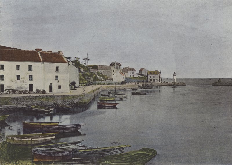 Port de Sauzon, a Belle-Ile (foto colorida) de (after) French Photographer
