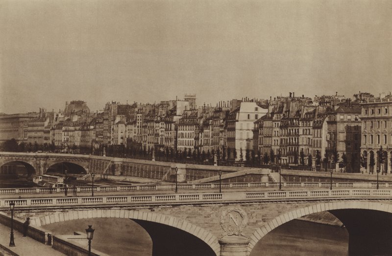 Quai de la Megisserie por volta de 1860, o Teatro Chatelet já está construído (foto a p/b) de (after) French Photographer