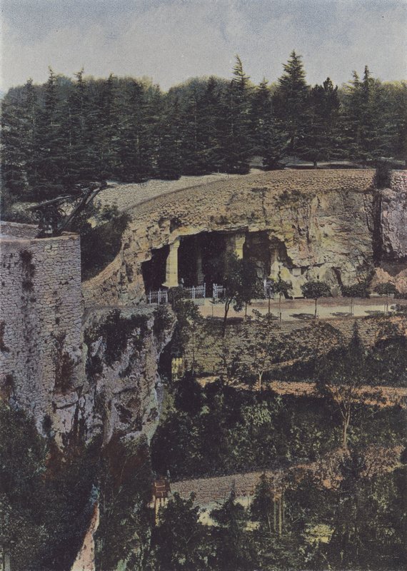 Roc-Amadour, Crypt of Saint-Amadour (foto colorida) de (after) French Photographer