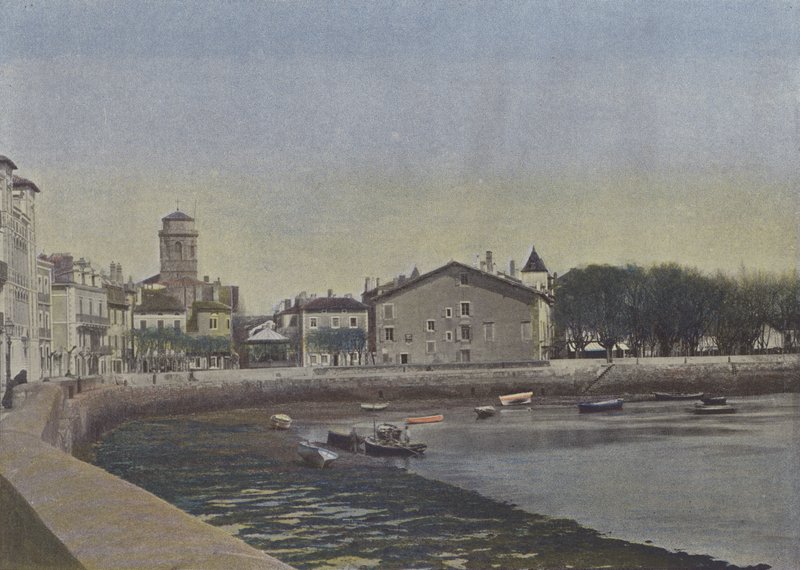 Saint-Jean de Luz (foto colorida) de (after) French Photographer
