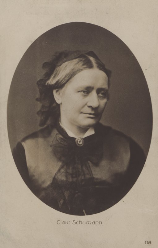 Clara Schumann, pianista e compositora alemã (fotografia a preto e branco) de (after) German photographer