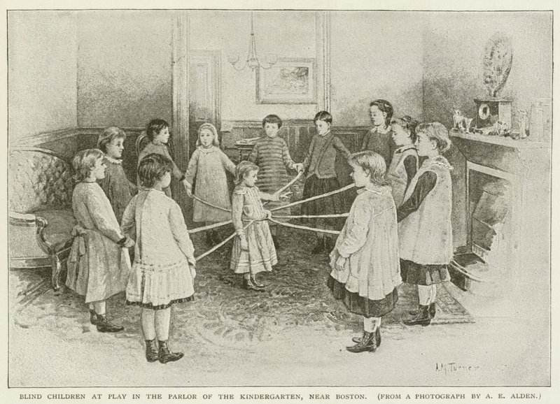 Crianças cegas brincando no salão do jardim de infância, perto de Boston de American School