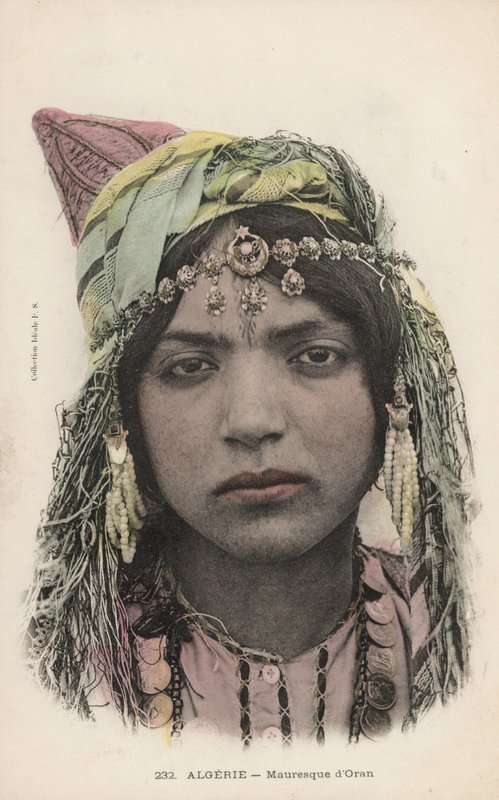 Uma menina mourisca de Oran de French Photographer