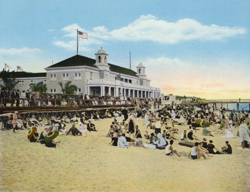 Bathing Beach and Casino, Palm Beach, Florida (foto) de American Photographer (after)