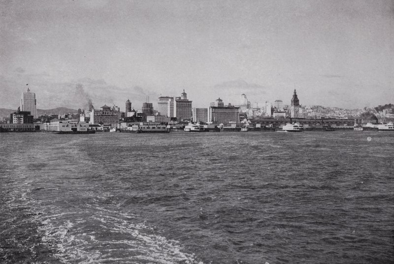 Califórnia: Skyline de São Francisco, de um Ferry do Pacífico Sul (foto a p/b) de American Photographer (after)