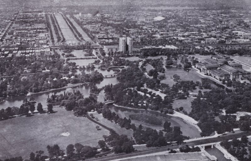 Chicago: Jackson Park and the Midway from the Air (foto a p/b) de American Photographer (after)