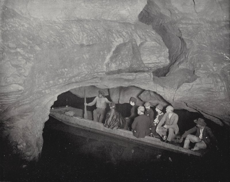 Echo River, Mammoth Cave, Kentucky (foto a p/b) de American Photographer (after)