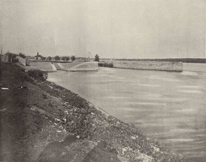 Fechaduras do Governo perto de Keokuk, Iowa (foto a p/b) de American Photographer (after)
