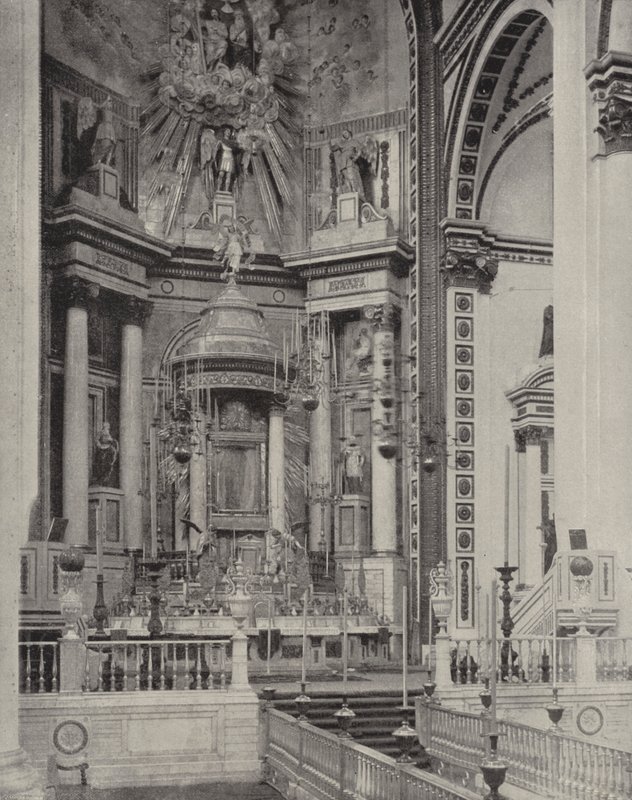 Interior da Igreja de Guadalupe (foto a p/b) de American Photographer (after)