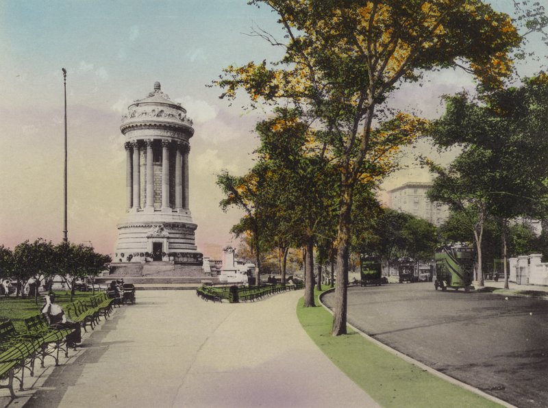 Nova lorque: Monumento aos Soldados e Marinheiros, Riverside Drive (foto) de American Photographer (after)