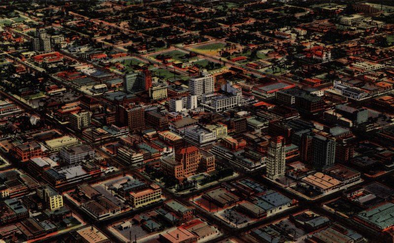 Phoenix, Arizona: A Seção de Negócios de Phoenix (foto) de American Photographer (after)