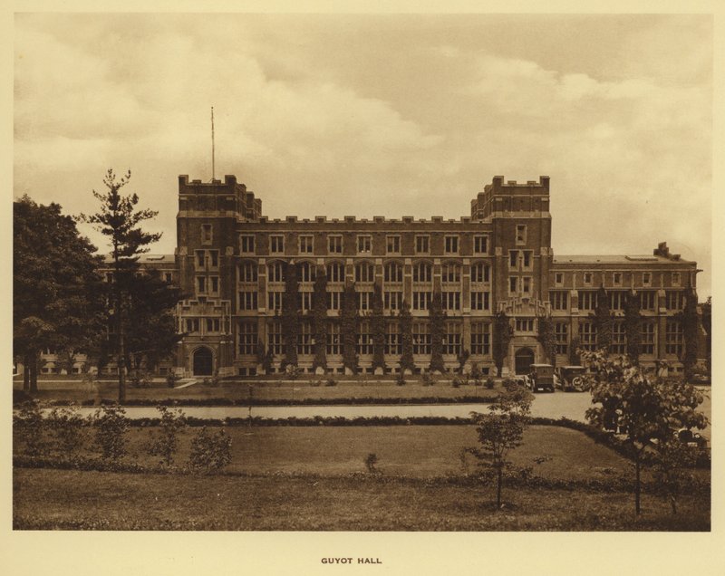 Universidade de Princeton: Guyot Hall (foto a p/b) de American Photographer (after)