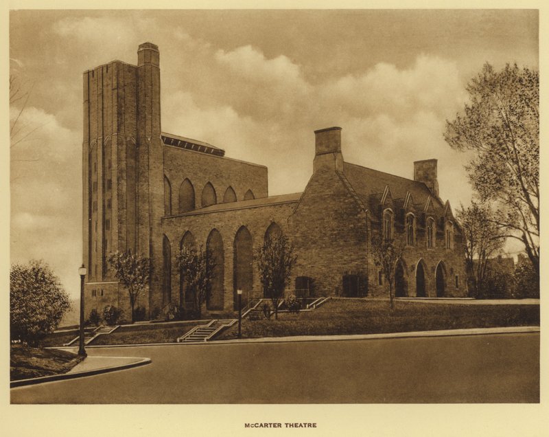 Universidade de Princeton: McCarter Theatre (foto a p/b) de American Photographer (after)