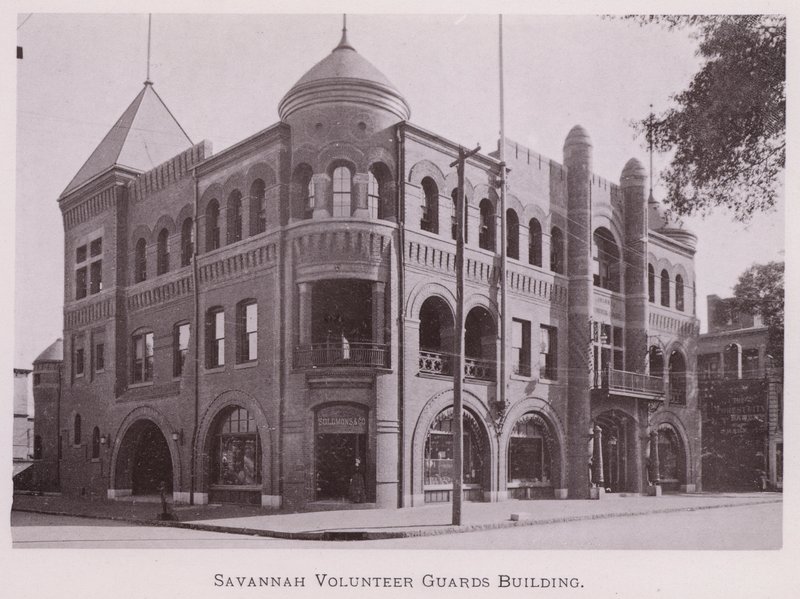 Edifício dos Guardas Voluntários de Savannah (foto a p/b) de American Photographer (after)