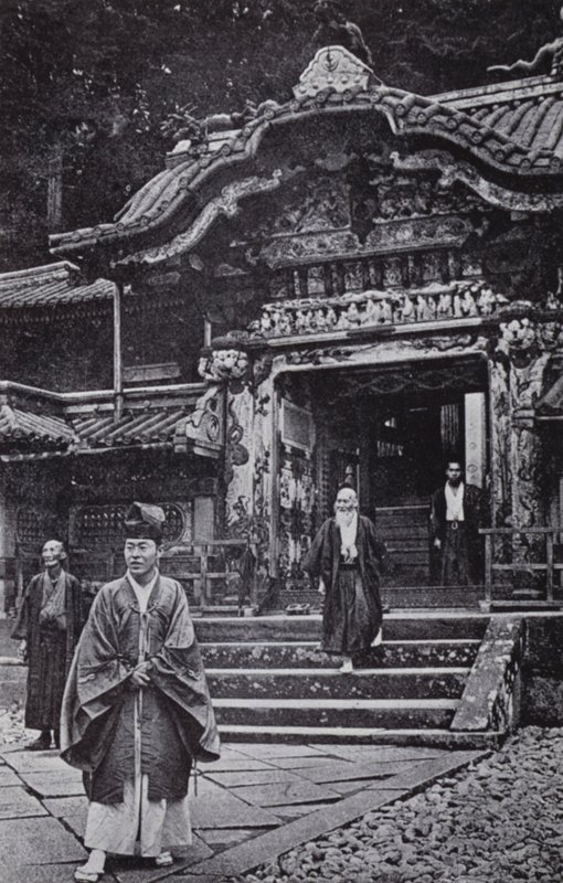 O Templo de Nikko (foto a p/b) de American Photographer (after)