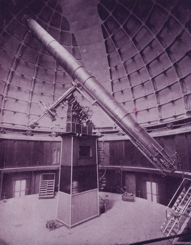 O grande telescópio, no Observatório Lick (foto a p/b) de American Photographer (after)