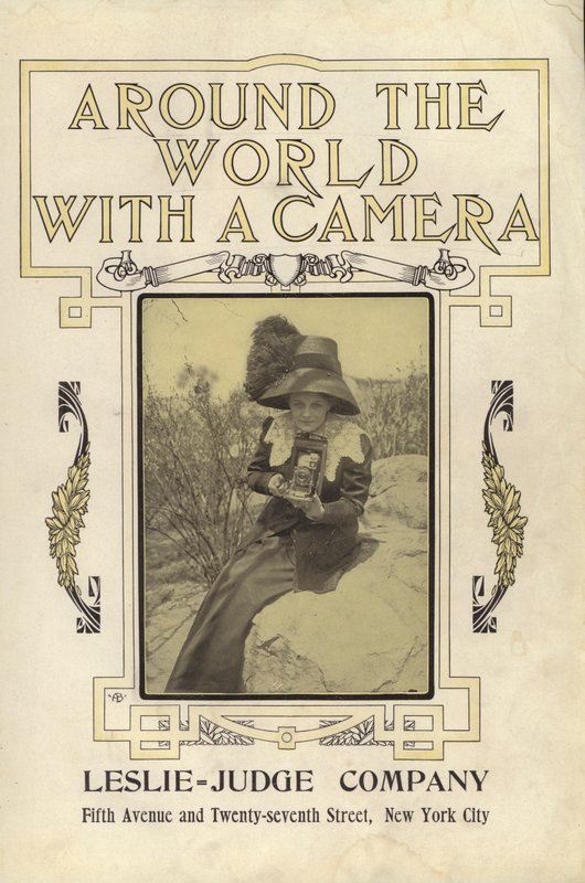 Ilustração da página de título para Around the World with a Camera (foto a p/b) de American Photographer (after)