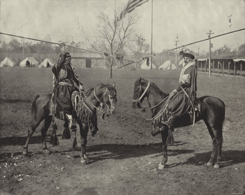 Lanceiros árabes do Wild East Show de American Photographer