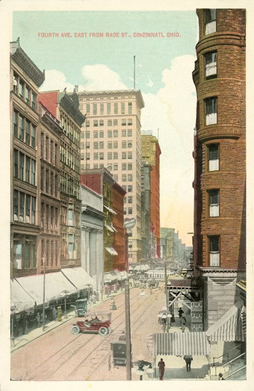 Fourth Avenue, a leste da Race Street, Cincinnati, Ohio (fotografia a cores) de American Photographer