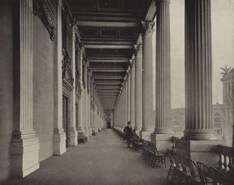 Grand Loggia of Machinery Hall de American Photographer