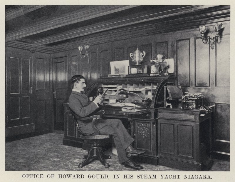 Escritório de Howard Gould, no seu Steam Yacht Niagara (foto a p/b) de American Photographer