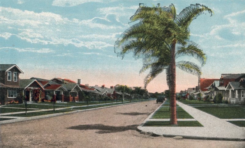 San Diego, Califórnia: Residence Street (fotografia a cores) de American Photographer