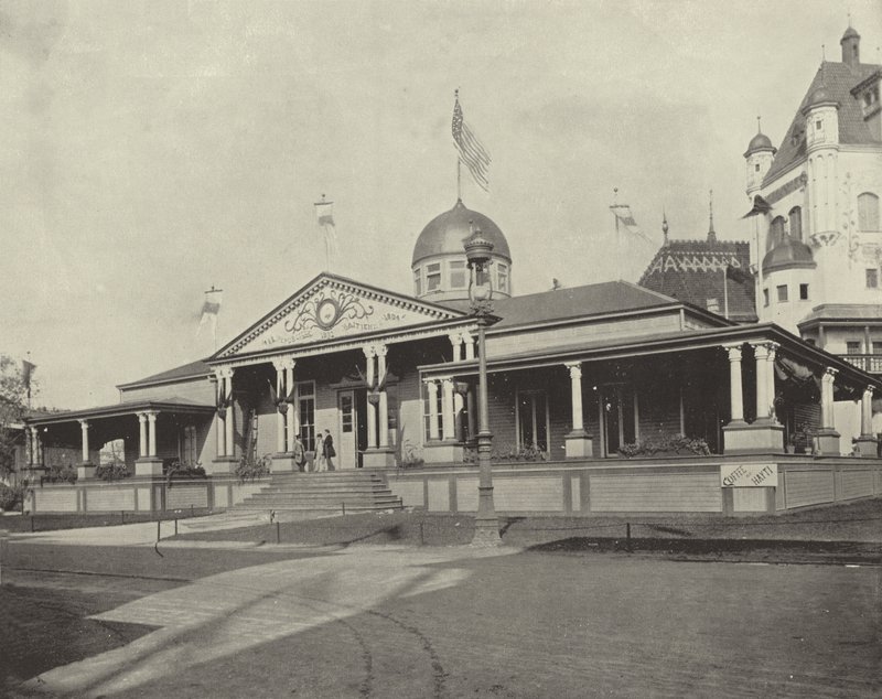 O edifício Haytien de American Photographer