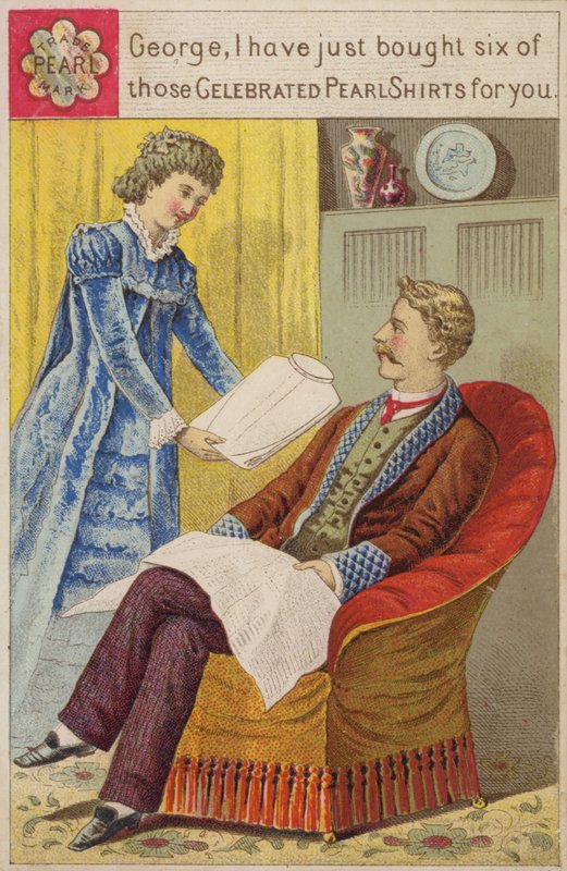 Lady Presenting New Shirt para sentado cavalheiro de American School