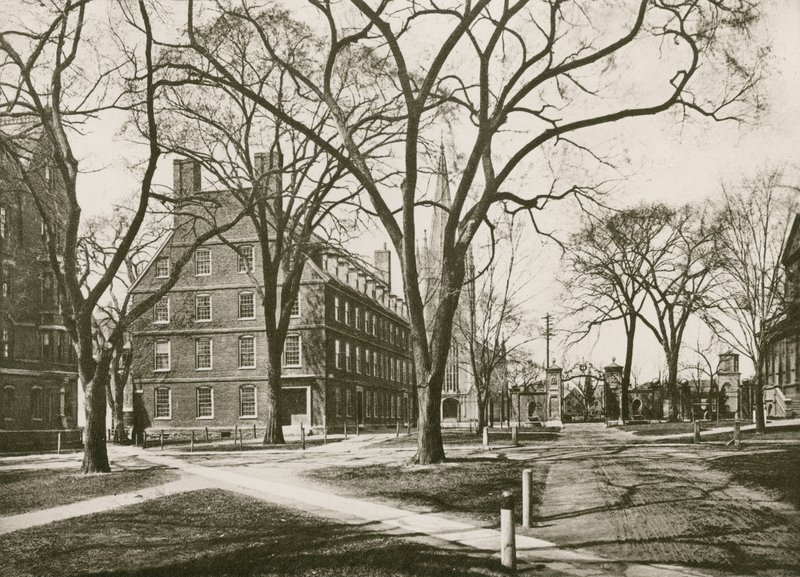Massachusetts Hall, Universidade de Harvard, Cambridge (fotogravura) de American School