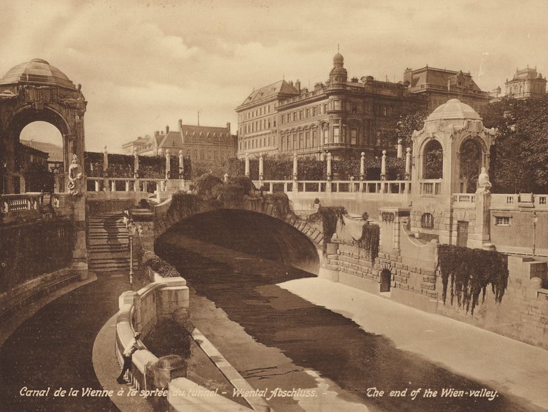 Viena / Wien: Wiental Abschluss (foto a p/b) de Austrian Photographer