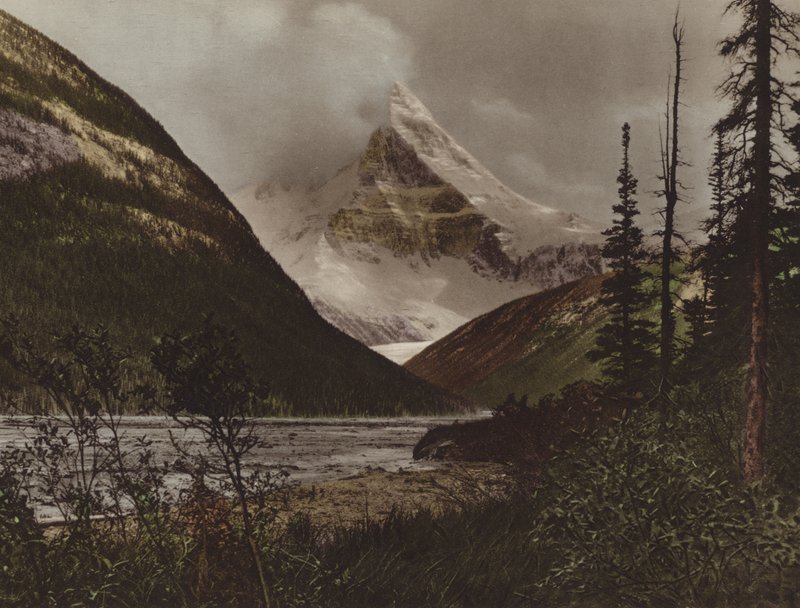 Monte Columbia (foto a cores) de Byron Hill Harmon