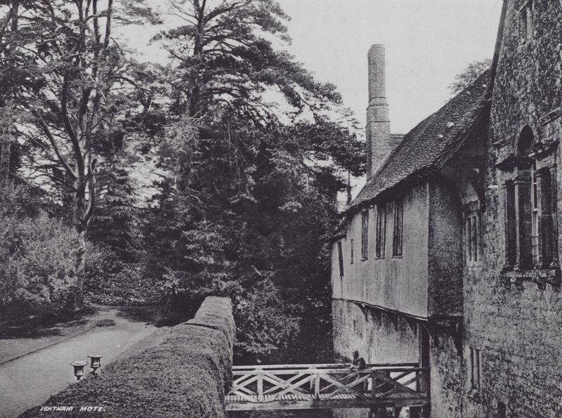 Ightham Mote (foto a p/b) de Charles Essenhigh Corke
