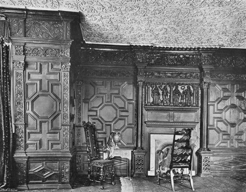 Detalhes da escultura e do gesso na sala Oak de Charles Latham