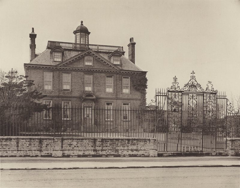 Casa da Águia, Mitcham de Charles Latham