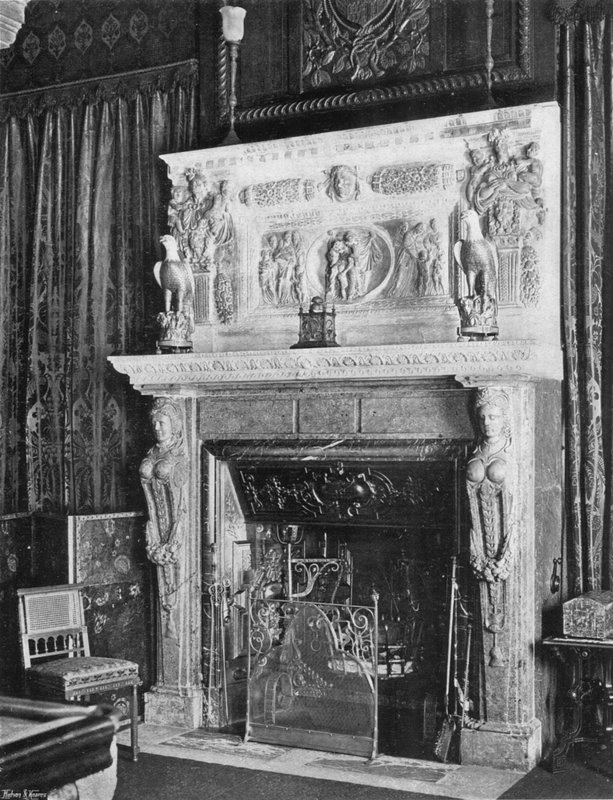 A peça de chaminé da sala de bilhar de Charles Latham