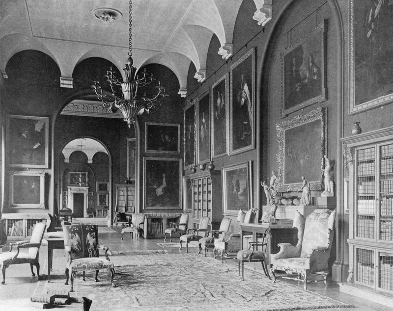 A biblioteca de Charles Latham