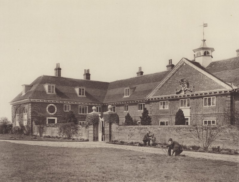 The Lucas Asylum, Wokingham de Charles Latham