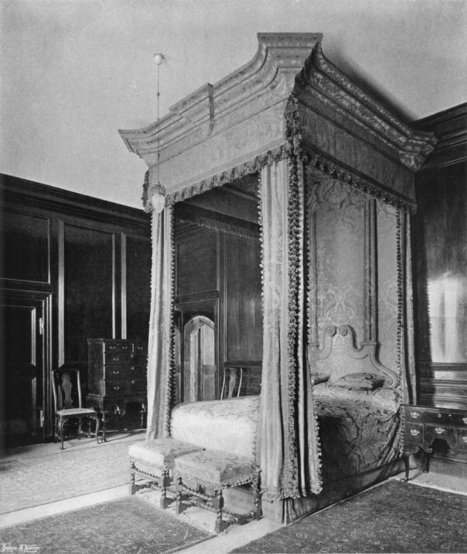 A câmara de mogno de Charles Latham