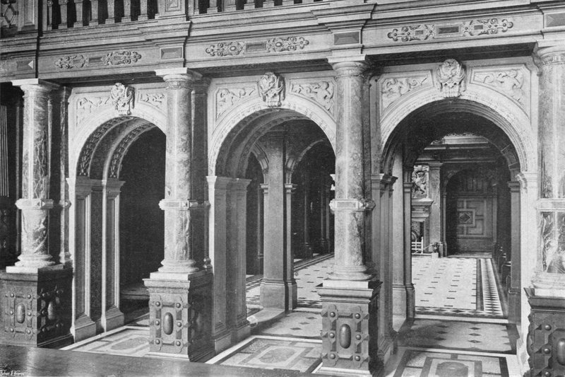 O Salão de Mármore (foto a p/b) de Charles Latham