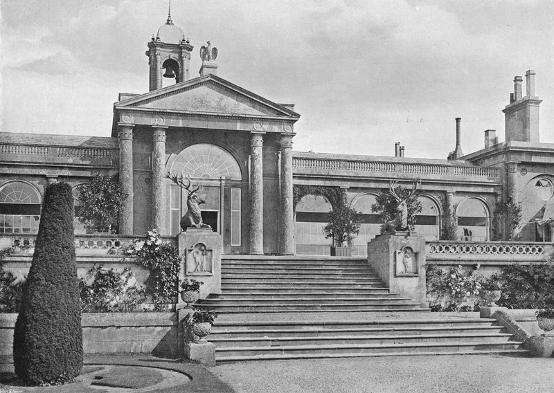 A, laranjal, escadaria de Charles Latham