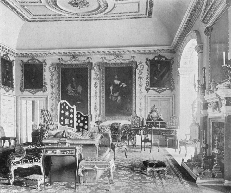 A segunda sala de desenho de Charles Latham