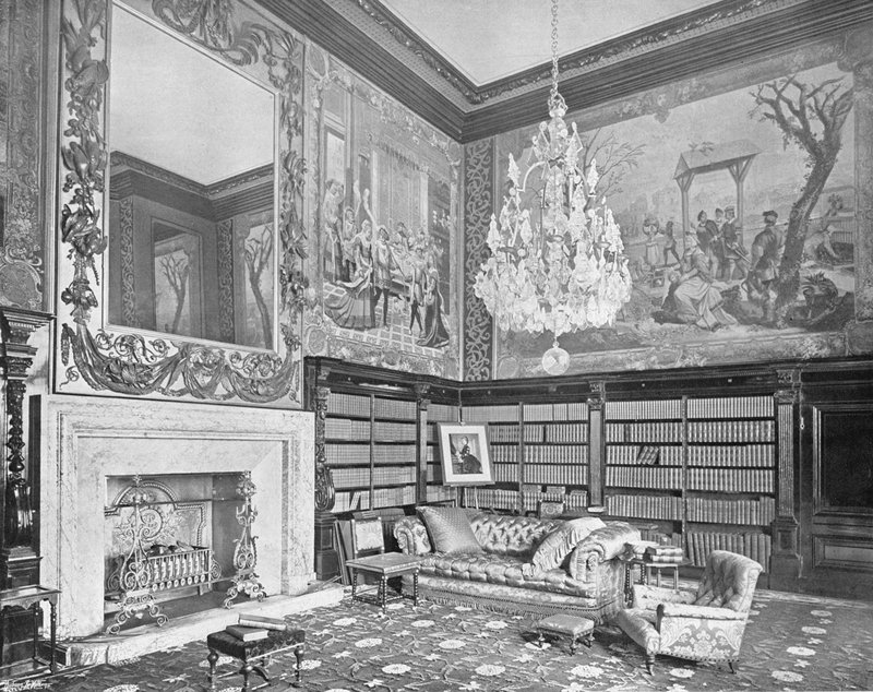 A pequena biblioteca de Charles Latham
